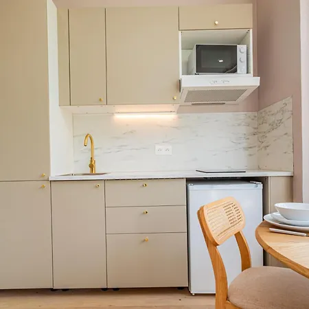 Apartmán Stylish 1-bedroom With Air Conditioning In 17th
